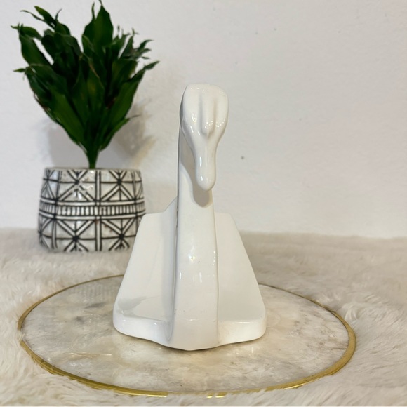Vintage Ceramic Swan - White - Picture 3 of 5